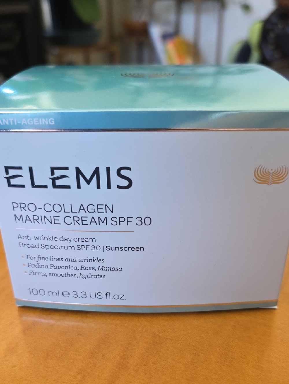 ELEMIS Pro-Collagen Marine Cream SPF 30 - Aqua and White Packaging
